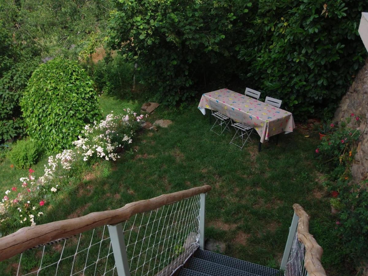 Le Vallon D'Armandine, Gite Ecologique Auvergne Saint-Hilaire  Bagian luar foto