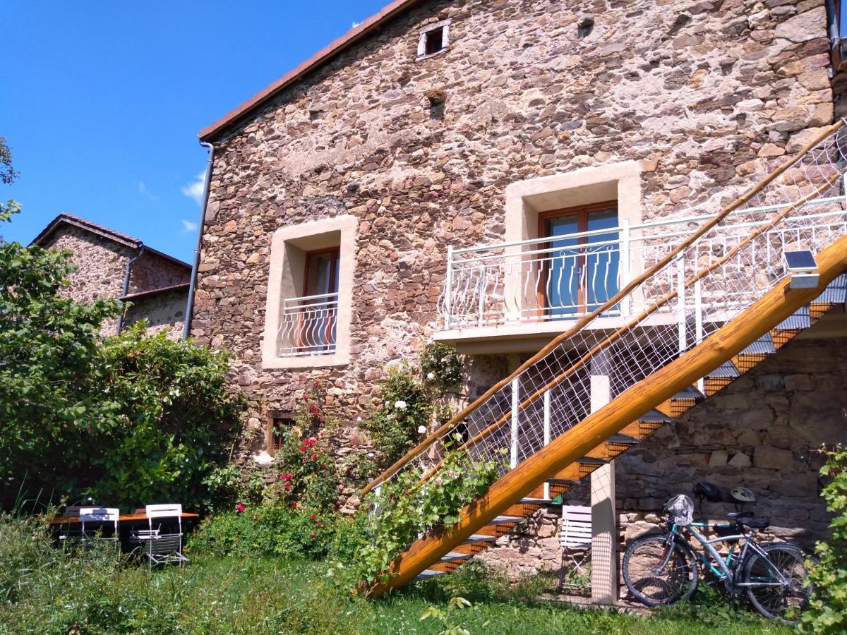 Le Vallon D'Armandine, Gite Ecologique Auvergne Saint-Hilaire  Bagian luar foto